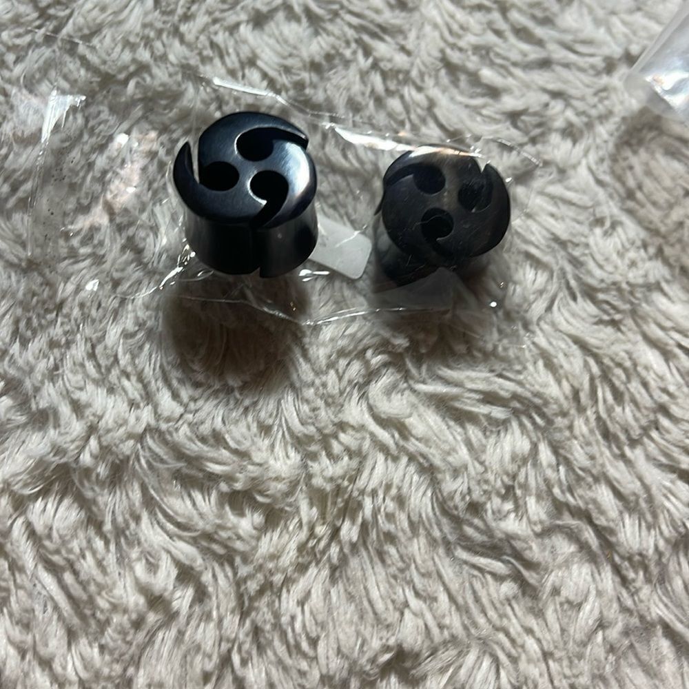 Squirrel, squirrel plugs, plastic multiple sizes available NEW